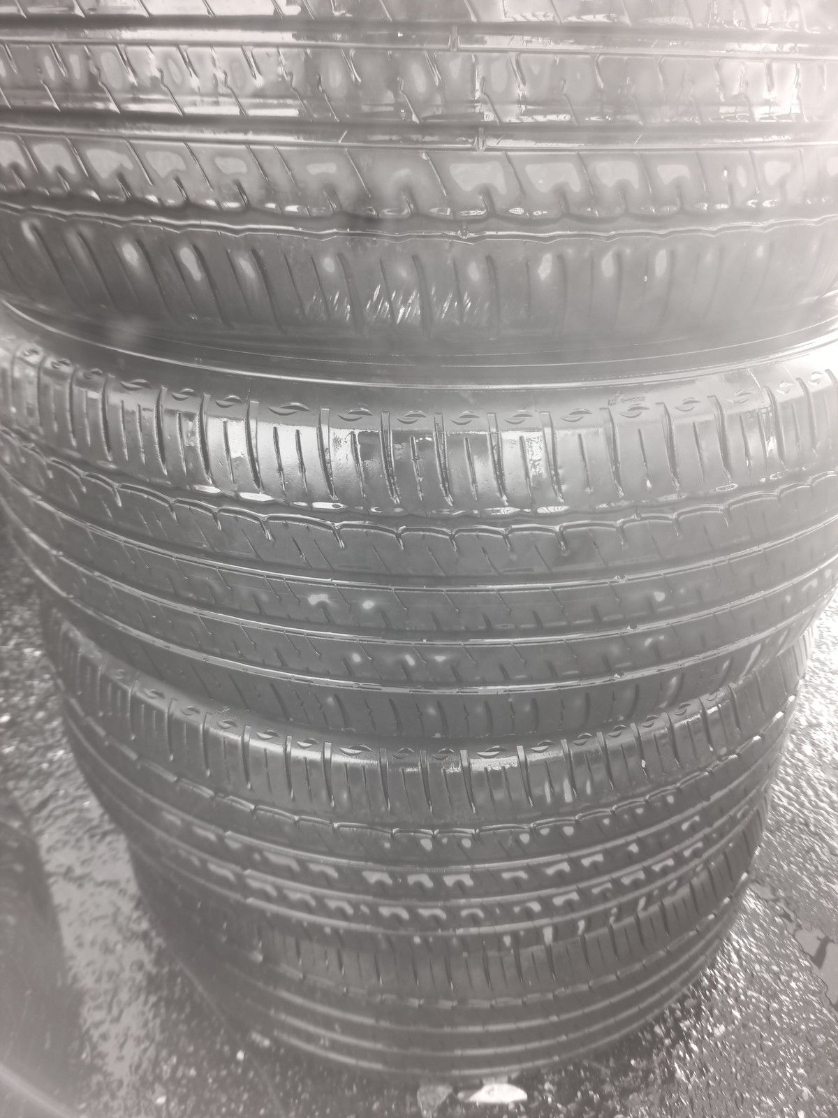MICHELIN Primacy MXM4, All-Season Tires SUV  P235/60R18 102V Set of 4