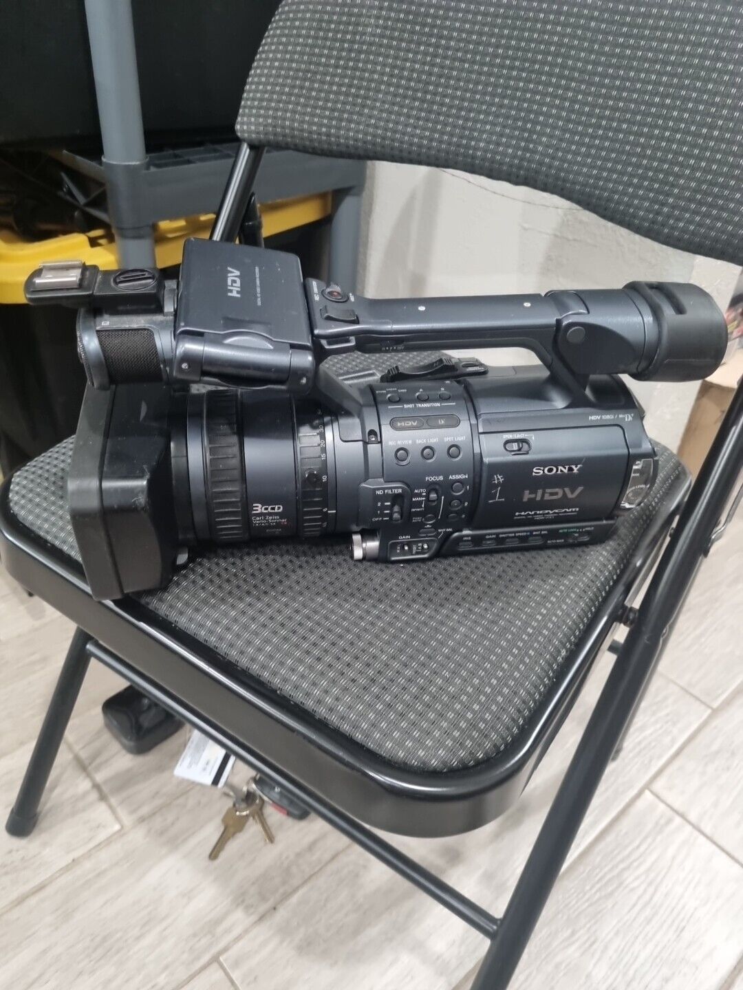 Sony HDR-FX 1 3CCD HD Mini DV Camcorder
