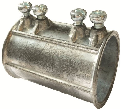 Iberville 1-1/2 In. EMT Set Screw Coupling