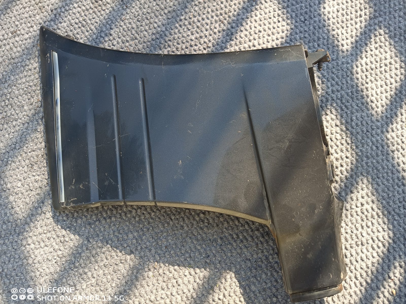 Used OEM LX470 / LC100 RH Front Fender Moulding 75085-60011-H0 Paint 1C3