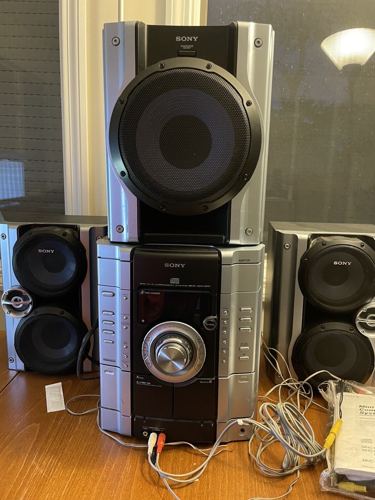 Sony MHC-GX450 Mini Hi-Fi Stereo System, 3-CD Changer, AM/FM, 3-Way Speakers - AS IS (missing one speaker)