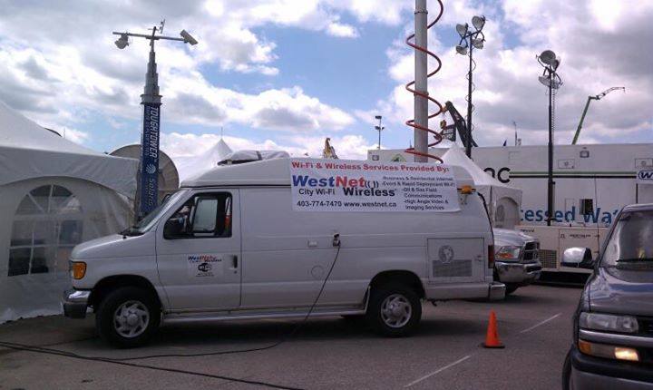 2004 Ford e350 News Van ENG Wi-Fi Conversion EV6010 V10 6.8L