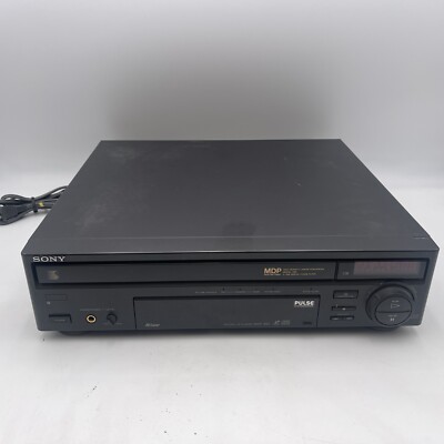 Sony MDP-455 CD CDV LD Laser Disc Player, powers on, AS IS!