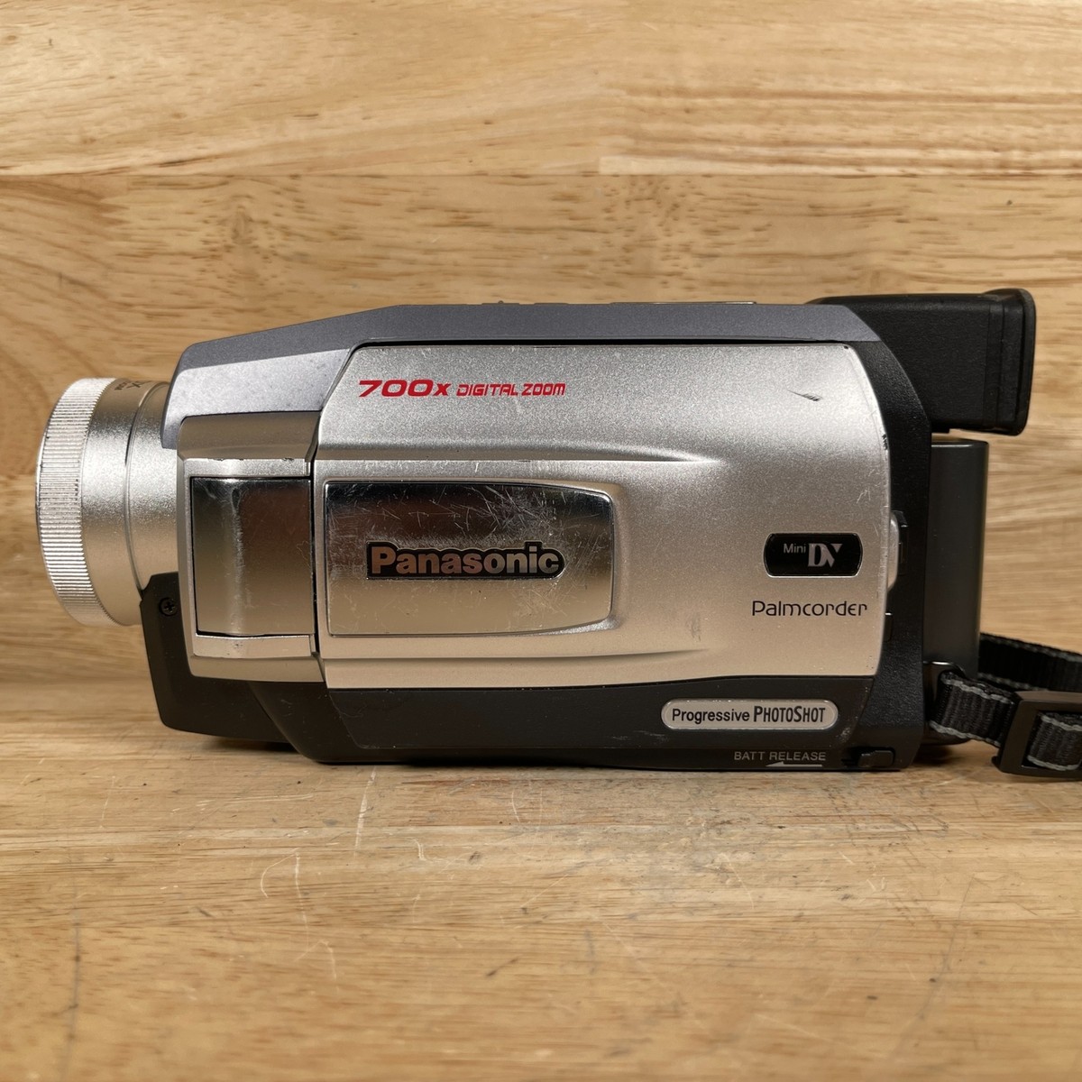 Panasonic Palmcorder PV-DV52D Mini DV Tape Video Movie Camera Camcorder  as is ~